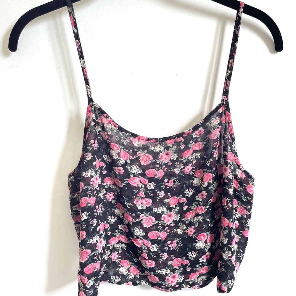 FOREVER 21 M Floral Cropped Blouse (Worn)
